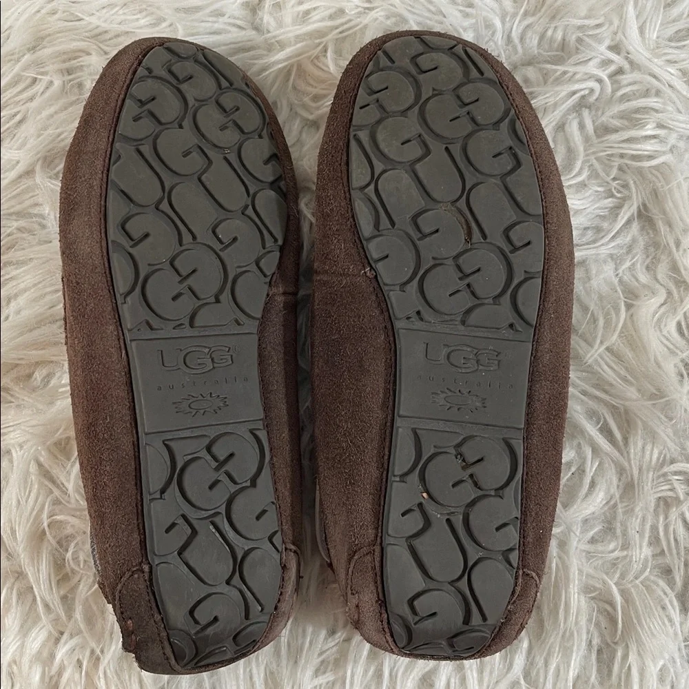 UGG AUSTRALIA DAKOTA 5133 SUEDE LEATHER SIZE 8 BROWN MOCCASIN SLIP ON SLIPPERS - Picture 9 of 11